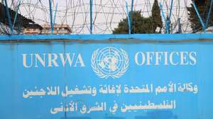 epa11854963 The headquarters of the United Nations Relief and Works Agency for Palestine refugees (UNRWA) in Damascus, Syria, 26 January 2025. Palestinian refugees gathered in a protest demanding the improvement of basic services, especially in the fields of health, education and relief, in addition to providing job opportunities that contribute to improving their living conditions.  EPA/MOHAMMED AL RIFAI