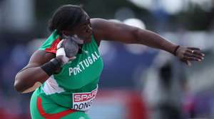 epa13159171 Auriol Dongmo of Portugal competes in the Women Shot Put qualification at the European Athletics Championships Birmingham 2026, Birmingham, Britain, 10 August 2026.  EPA/ADAM VAUGHAN