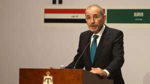 epa10602298 Jordan's Foreign Minister Ayman Safadi speaks during a press conference after a ministerial meeting to discuss the Syrian conflict, in Amman, Jordan, 01 May 2023. Jordanian, Syrian, Iraqi, Saudi Arabian and Egyptian foreign ministers issued a joint statement at the end of their meeting, calling for coordination between the Syrian government and the neighboring countries hosting Syrian refugees and relevant United Nations bodies for achieving a 'voluntary and safe return' of refugees to their country. The ministers also called for ending the presence of 'all terrorist groups' in Syria and neutralizing their risk to 'regional and international security'.  EPA/MOHAMMAD ALI
