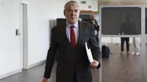 epa12956386 Former Portuguese Prime Minister Jose Socrates, main defendant in the Operation Marques corruption case, arrives at the Lisbon Central Criminal Court,  for the start of the trial in the case brought by former Prime Minister Jose Socrates against the Portuguese State, in Lisbon, Portugal, 14 May 2026. Socrates and 20 other suspects in Operation Marques are to stand trial, more than a decade after the case accusing the former PM of corruption came to light.  EPA/ANTONIO COTRIM