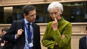 epa13247453 European Central Bank (ECB) President Christine Lagarde (R) at the Informal meeting of EU Finance Ministers in Dublin Castle, Dublin, Ireland 18 September 2026. Ireland holds the Presidency of the EU for six months until the end of 2026.  EPA/BRYAN MEADE
