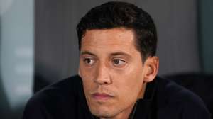 Luís Pinto, treinador do Vitória de Guimarães, durante o jogo da I Liga de Futebol com o Nacional da Madeira realizado no Estádio D. Afonso Henriques em Guimarães, 2 de janeiro de 2026. HUGO DELGADO/LUSA