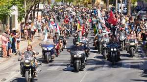 Participantes durante o desfile de encerramento da 42ª Concentração Motard de Faro 2024, 21 de julho de 2024. LUÍS BRANCA/LUSA