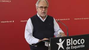 O coordenador do Bloco de Esquerda (BE), José Manuel Pureza, na conferência de imprensa sobre a promulgação da Lei da Nacionalidade, na sede do partido, em Lisboa, 4 de maio de 2026. JOÃO RELVAS/LUSA