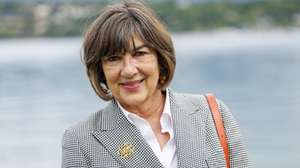 epa11316675 British-Iranian journalist and television host Christiane Amanpour attends the presentation of the exhibition 'Dessins pour la liberte' (Cartoons for Peace) on the occasion of the international press freedom day, on the bank of the Geneva lake, in Geneva, Switzerland, 03 May 2024. World Press Freedom day raises awareness of the importance of freedom of the press and pays tribute to journalists who have lost their lives in the exercise of their profession.  EPA/SALVATORE DI NOLFI