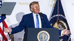 epaselect epa13270959 US President Donald Trump speaks on the launch of America.gov in the Andrew Mellon Auditorium in Washington, DC, USA, 29 September 2026. The new website aims to enhance the public's digital experience and improve access to government services.  EPA/JIM LO SCALZO