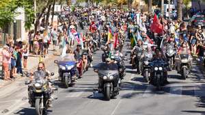 Participantes durante o desfile de encerramento da 42ª Concentração Motard de Faro 2024, 21 de julho de 2024. LUÍS BRANCA/LUSA