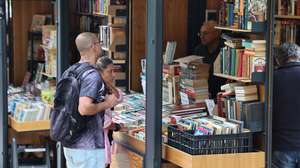 Primeiro dia da Feira do Livro de Lisboa, que estará aberta ao público entre 04 e 22 de junho, no Parque Eduardo VII, em Lisboa, 04 de junho de 2025. ANTÓNIO COTRIM/LUSA