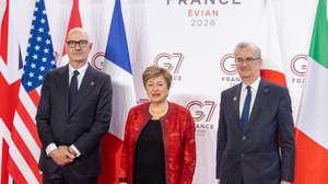 epa12970007 French Finance Minister Roland Lescure (L) and Governor of Bank of France Francois Villeroy de Galhau (R) welcome Managing Director of the International Monetary Fund Kristalina Georgieva (C) before the G7 finance ministers and central bank governors meeting in Paris, France, 18 May 2026.  EPA/CHRISTOPHE PETIT TESSON