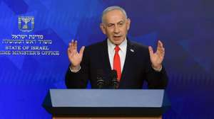 epa13039729 Israeli Prime Minister Benjamin Netanyahu holds a news conference in Jerusalem, 15 June 2026, following the announcement of a US-Iran mediated preliminary framework to end regional military hostilities.  EPA/RONEN ZVULUN / POOL