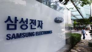 epa11510801 An exterior view of the Samsung Electronics headquarters in Seoul, South Korea, 31 July 2024. The world's largest memory chip maker stated its second-quarter operating profit reached 10.43 trillion won (7.5 billion US dollars), up 1,462.29 percent from a year earlier.  EPA/YONHAP SOUTH KOREA OUT