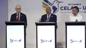 epa12515346 The President of the European Council, Antonio Costa (C), makes a statement alongside the President of Colombia, Gustavo Petro (R), and the Foreign Minister of Uruguay, Mario Lubetkin (L), at the end of the IV CELAC-EU Summit in Santa Marta, Colombia, 09 November 2025. The European Union (EU) and the Community of Latin American and Caribbean States (CELAC) expressed in the 'Santa Marta Declaration' their 'deep concern about the war in Ukraine' and supported efforts towards a 'sustainable' ceasefire.  EPA/Carlos Ortega