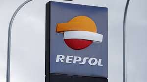 epa08562823 (FILE) - A general view of signage at a Repsol service station in Malaga, Spain, 16 October 2018 (reissued 23 July 2020). Repsol on 23 July 2020 released their first half-year 2020 results saying they posted an adjusted net income of 189 million euros for the first half of 2020 amid the Covid-19, coronavirus pandemic. Repsol said the pandemic that led to a historic fall in oil and gas prices resulted in a negative impact of 1.088 billion euros on the companys inventories as the company adjusted its price curves that in turn affected the book value of its Upstream assets and is reflected in special item results of -1.585 billion euros. As a result of the above, net income in the first half-year stood at -2.484 billion euros.  EPA/MAURITZ ANTIN *** Local Caption *** 54740854