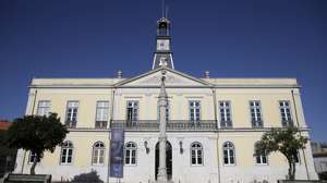 Edifício da Câmara Municipal de Benavente, 12 de julho de 2013. TIAGO PETINGA / LUSA