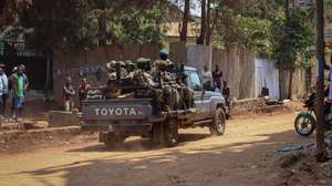 epa11916346 Soldiers with the M23 armed group on patrol in Bukavu, South Kivu, Democratic Republic of the Congo (DR Congo), 22 February 2025. The M23 armed group seized Goma and Bukavu, two major cities in eastern DR Congo. United Nations officials in Africa warned during a UN Security Council on 19 February, that the offensive of the M23 in mineral-rich eastern Congo threatens peace in the wider region.  EPA/MARIE JEANNE MUNYERENKANA