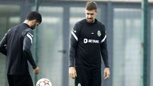 epa09559030 Sporting players Luis Neto (L) and Sebastian Coates (R) perform during their team's training session at Alcochete Academy in Alcochete, Portugal, 02 November 2021. Sporting Lisbon will face Besiktas Istanbul in their UEFA Champions League group C soccer match on 03 November 2021.  EPA/RUI MINDERICO