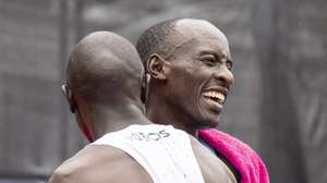 epa10587563 Kenya&#039;s Kelvin Kiptum (R) reacts after finishing first in men&#039;s elite race of the London Marathon  in London, Britain, 23 April 2023. Over 47,000 runners take part as the annual event moves back to April since it was moved to October due to Covid-19 pandemic.  EPA/TOLGA AKMEN