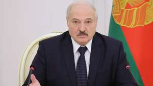 epa09318612 (FILE) Belarusian President Alexander Lukashenko talks during a meeting for economy assessment for 2020 and a draft forecast documents for 2021 in Minsk, Belarus, 07 December 2020 (reissued 02 July 2021). President Lukashenko on 02 July 2021, during a solemn meeting marking the Independence day, has ordered to close the border with Ukraine to prevent the significant incursion of weapons from Ukraine to Belarus, according to Belarusian state news agency Belta.  EPA/MAXIM GUCHEK/ POOL MANDATORY CREDIT *** Local Caption *** 56548158