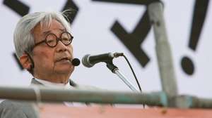 epa03615958 1994 Nobel Literature Prize laureate Kenzaburo Oe speaks to a large crowd of protesters during an anti-nuclear demonstration in Tokyo, Japan, 09 March 2013. With the second anniversary of the 11 March earthquake and tsunami in sight, many citizens and anti-nuclear activists stressed their demand to stop all nuclear power plants in Japan. The country's worst nuclear accident at the power plant in Fukushima was triggered by the tsunami generated by a magnitude-9 earthquake on 11 March 2011.  EPA/CHRISTOPHER JUE