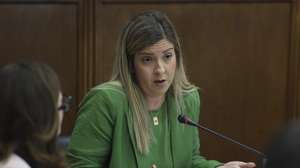 A ministra da Cultura, Juventude e Desporto, Margarida Balseiro Lopes, intervém durante a Comissão de Assuntos Constitucionais, Direitos, Liberdade e Garantias, na Assembleia da República, em Lisboa, 14 de abril de 2026. MANUEL DE ALMEIDA/LUSA