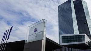 epa10526513 A general exterior view of the European Central Bank (ECB) before a press conference following the meeting of the ECB Governing Council in Frankfurt am Main, Germany, 16 March 2023. European Central Bank raised key interest rates by 0.5 percent over fears of inflation amid turmoil in the banking sector after the American bank SVB (Silicon Valley Bank) collapsed and the difficulties of Credit Suisse bank.  EPA/FRIEDEMANN VOGEL