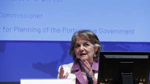 A comissária Europeia para a Coesão e Reformas, Elisa Ferreira, intervém durante a conferência "Fundos Europeus: Gestão, Controlo e Responsabilidades", em Lisboa, 21 de junho de 2021. ANTÓNIO COTRIM/LUSA