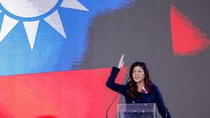 epaselect epa12496642 Taiwan’s opposition party Kuomintang (KMT) new chairperson Cheng Li-wun, speaks after her oath taking ceremony in Taipei, Taiwan, 01 November 2025. Cheng succeed incumbent Eric Chu for a four-year term.  EPA/RITCHIE B. TONGO
