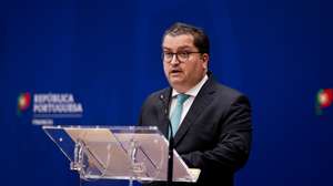 O ministro de Estado e das Finanças, Joaquim Miranda Sarmento, intervém durante a sessão de abertura de formação para gestores públicos, no Ministério das Finanças, em Lisboa, 29 de julho de 2026. FILIPE AMORIM/LUSA