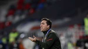 epa10541322 Portugal head coach Rui Jorge reacts during the international U21 soccer friendly match between Romania and Portugal in Bucharest, Romania, 24 March 2023.  EPA/ROBERT GHEMENT