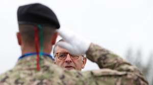 O Presidente da República, António José Seguro, visita o Campo Militar de Santa Margarida, Constância, 30 de abril de 2026. A visita enquadra-se no acompanhamento direto das Forças Armadas, permitindo ao comandante supremo contactar com os meios, os militares e o nível de prontidão das unidades e observar no terreno as capacidades que o Exército disponibiliza ao serviço de Portugal e dos compromissos internacionais. PAULO CUNHA/LUSA