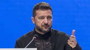 epaselect epa13189012 Ukrainian President Volodymyr Zelensky attends a joint press conference during the Coalition of the Willing summit in Kyiv, Ukraine, 24 August 2026.  EPA/MAXYM MARUSENKO