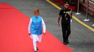 epa11549608 Indian Prime Minister Narendra Modi arrives to address the nation during Independence Day celebrations in the Red Fort in New Delhi, India, 15 August 2024. Modi hoisted the national flag at the historic Red Fort marking 78 years of independence from Britain since 1947.  EPA/HARISH TYAGI