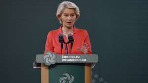 epa13083059 European Commission President Ursula von der Leyen at a press conference during the visit of the College of EU Commisioners at University College, Cork, Ireland, 03 July 2026. Ireland holds the Presidency of the Council of the European Union until the end of 2026.  EPA/DAMIEN EAGERS