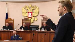 epa13175446 Russian Yabloko party leader Nikolai Rybakov attends a hearing on an appeal by the Yabloko party against the decision to deregister its federal list for the upcoming parliamentary elections at Russia's Supreme Court in Moscow, Russia, 17 August 2026. On August 10, the Supreme Court of the Russian Federation upheld a claim filed by the Russian political party Rodina to deregister Yabloko's list of candidates for the State Duma elections.  EPA/MAXIM SHIPENKOV