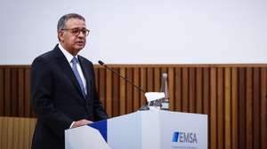 O Presidente da República, António José Seguro, discursa durante uma visita à Agência Europeia da Segurança Marítima (EMSA), em Lisboa, 27 de outubro de 2026. RODRIGO ANTUNES/LUSA