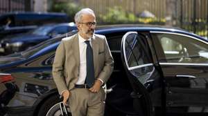 O ministro dos Negócios Estrangeiros, Paulo Rangel, à chegada para uma visita a sede da Comunidade dos Países de Língua Portuguesa (CPLP), em Lisboa, 03 de julho de 2026. JOSÉ SENA GOULÃO/LUSA