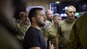 epa10840756 A handout picture made available by the presidential press service shows Ukrainian President Volodymyr Zelensky meet with servicemen during his working visit to the Donetsk region, Ukraine, 04 September 2023 amid the Russian invasion. During the visit, President Volodymyr Zelenskyy visited the command posts of the military units defending Ukraine as part of the Donetsk operational and tactical group. Russian troops entered Ukrainian territory in February 2022, starting a conflict that has provoked destruction and a humanitarian crisis.  EPA/PRESIDENTIAL PRESS SERVICE HANDOUT  HANDOUT EDITORIAL USE ONLY/NO SALES