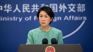 epa11790625 Chinese Foreign Ministry spokesperson Mao Ning speaks during a press conference at the ministry in Beijing, China, 23 December 2024. Ning spoke about affairs regarding Canada and the United States.  EPA/JESSICA LEE