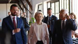 epa13018342 European Council President Antonio Costa (R), Montenegro's President Jakov Milatovic (L) and European Commission President Ursula von der Leyen (C) arrive for the press conference following the EU-Western Balkans summit in Tivat, Montenegro, 05 June 2026. The high-level one-day summit brings together European Union (EU) leaders and their Western Balkan counterparts to discuss concrete integration measures and accelerate the region's path toward bloc membership.  EPA/BORIS PEJOVIC