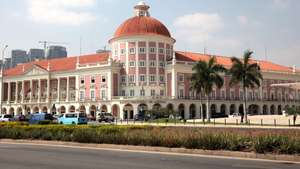 Fachada do edifício do Banco Nacional de Angola (BNA), em Luanda, Angola, 07 de julho de 2020. AMPE ROGÉRIO/LUSA