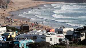 Dezenas de caravanistas pernoitam ilegalmente nos parques de várias praias de Aljezur e Vila do Bispo, no Algarve, situação que desagrada aos empresários locais, que se queixam de não haver fiscalização, apesar do risco para a saúde pública, Aljezur,  7 de agosto de 2020( ACOMPANHA TEXTO DE 16 DE AGOSTO DE  2020  ). LUÍS FORRA/LUSA