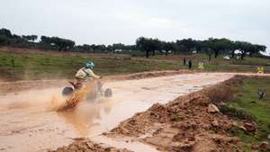 O piloto de quad, Rúben Alexandre, em Yamaha, em ação o prólogo da 34.ª Baja Portalegre 500, disputado na Herdade das Coutadas, em Portalegre, 06 de novembro de 2020. NUNO VEIGA/LUSA