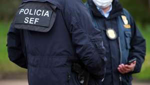 Agentes da GNR e do SEF