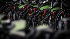 Bicicletas paradas nas instalações da rede de bicicletas partilhadas Gira que é gerida pela EMEL, em Lisboa, 16 de julho de 2020. (ACOMPANHA TEXTO DA LUSA DO DIA 18 DE JULHO DE 2020). MÁRIO CRUZ/LUSA