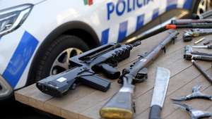 Ação de destruição de armas, organizada pela Polícia de Segurança Pública (PSP), através do Departamento de Armas e Explosivos, no âmbito do Dia Internacional de Destruição de Armas, em Folgosa, Maia, 10 de julho de 2020. Nesta ação foram destruídas 17.183 armas. FERNANDO VELUDO/LUSA
