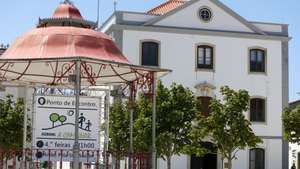Coreto e edifício da Câmara Municipal de Sobral de Monte Agraço, 09 de agosto de 2017. TIAGO PETINGA/LUSA