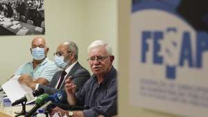 O secretário-geral da Federação de Sindicatos da Administração Pública e de Entidades com Fins Públicos (FESAP), José Abraão, apresenta as principais propostas que constam no documento reivindicativo a apresentar posteriormente ao Governo, 01 de setembro de 2020. TIAGO PETINGA/LUSA