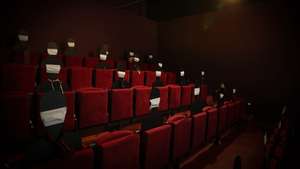 Plateia com lugares interditos durante o ensaio de imprensa da peça "Teoria da Relatividade", que tem estreia marcada para o dia 05 de maio, no Teatro Meridional, em Lisboa, 28 de abril de 2021. MÁRIO CRUZ/LUSA