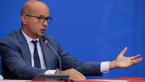 O ministro de Estado e das Finanças, João Leão, durante uma conferência de imprensa, sobre medidas de mitigação do aumento dos preços dos combustíveis, no Ministério das Finanças, em Lisboa, 4 de março de 2022. MANUEL DE ALMEIDA/LUSA