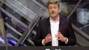 epa09843719 SEAT vehicle manufacturer's chairman Wayne Griffiths presents the company's 2021 results during a press conference in Barcelona, Spain, 23 March 2022. The company announced that it will set up a battery factory in Sagunto, eastern Spain.  EPA/Quique Garcia